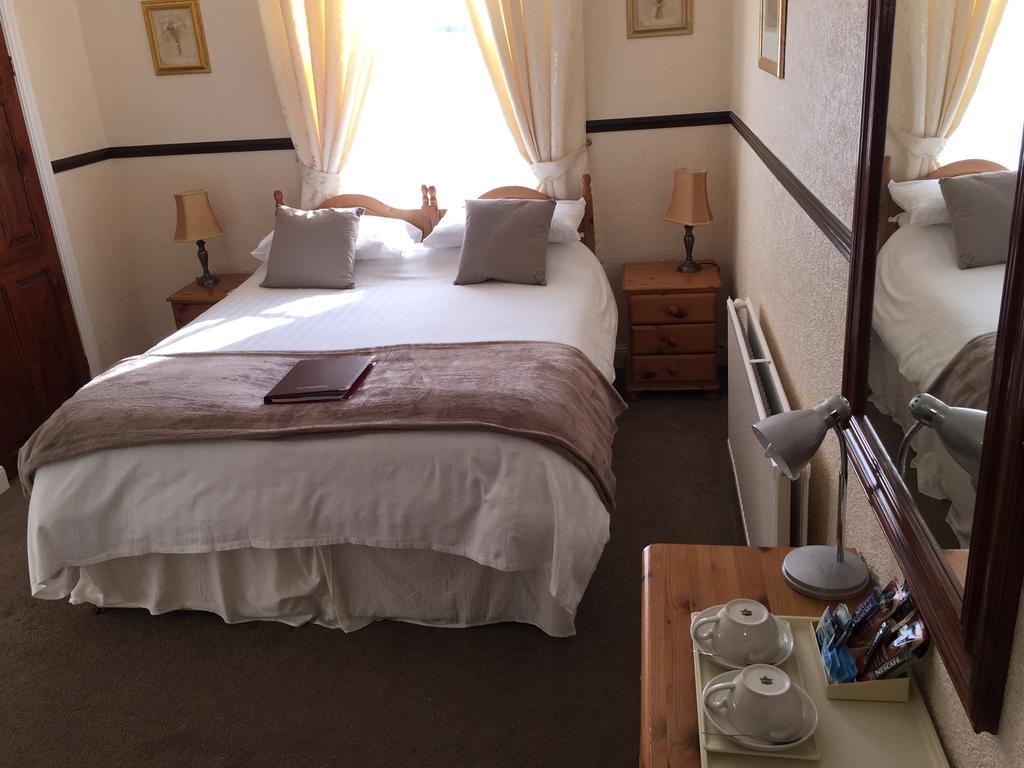 The Stuart House Hotel Scarborough Room photo